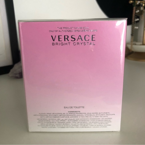 NEW Versace Bright Crystal Eau de Toilette - Picture 3 of 5